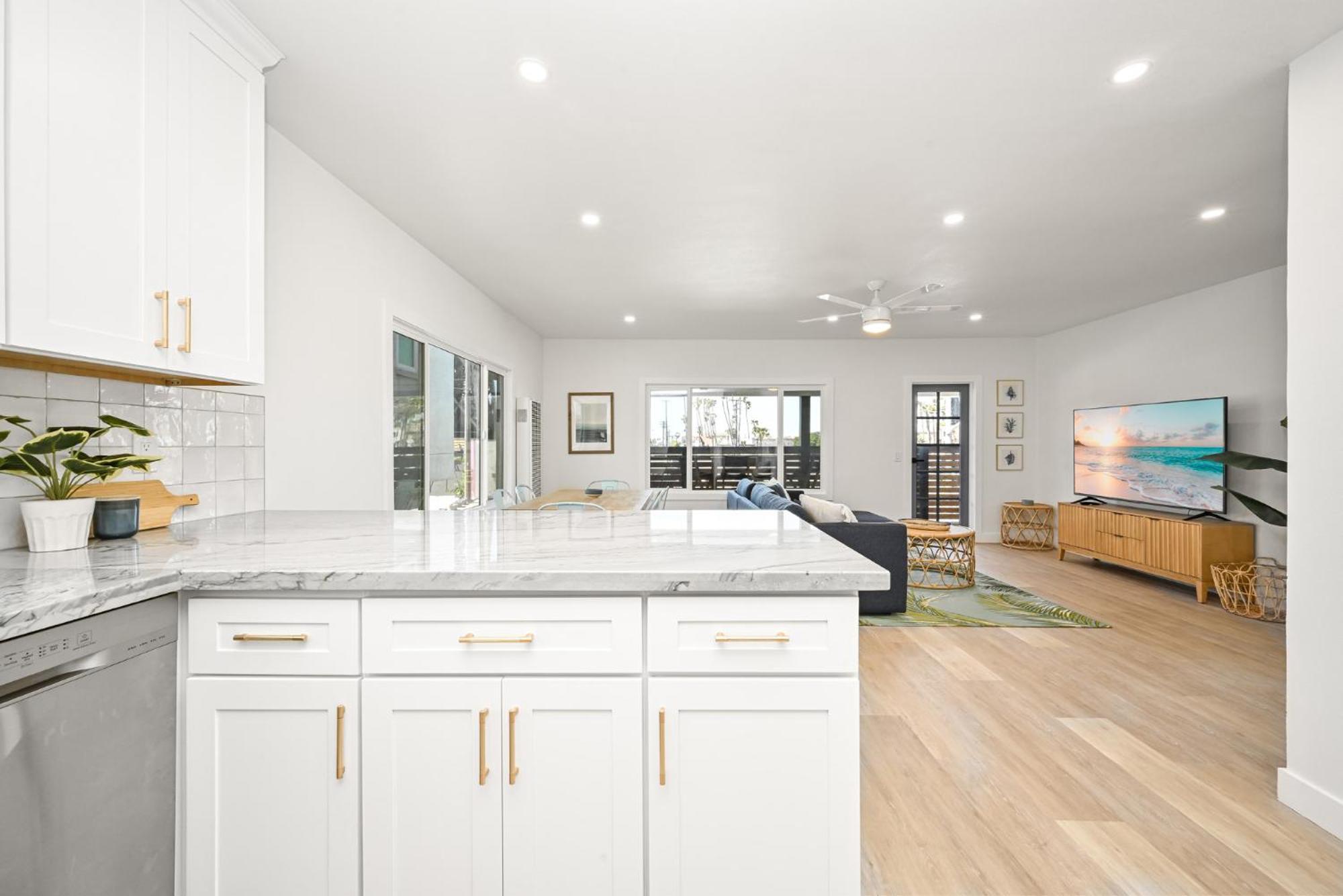 Brand New Home By The Beach & Historic Sunset Water Tower 日落海滩 外观 照片